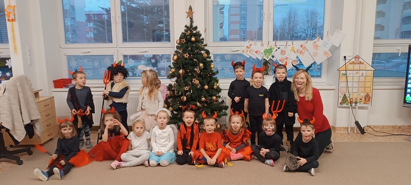 Koťátka čekají na Mikuláše