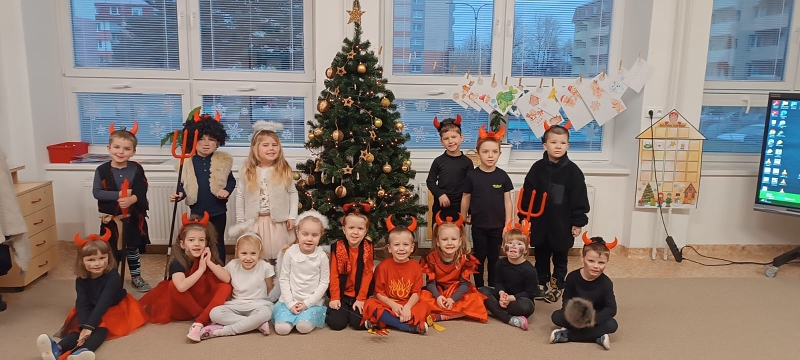 Koťátka čekají na Mikuláše