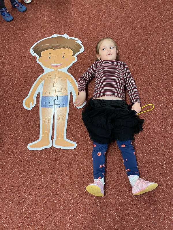 Myšky se učí o těle