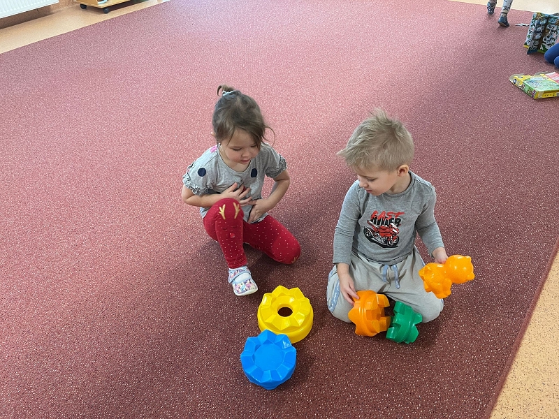 Myšky se učí o těle