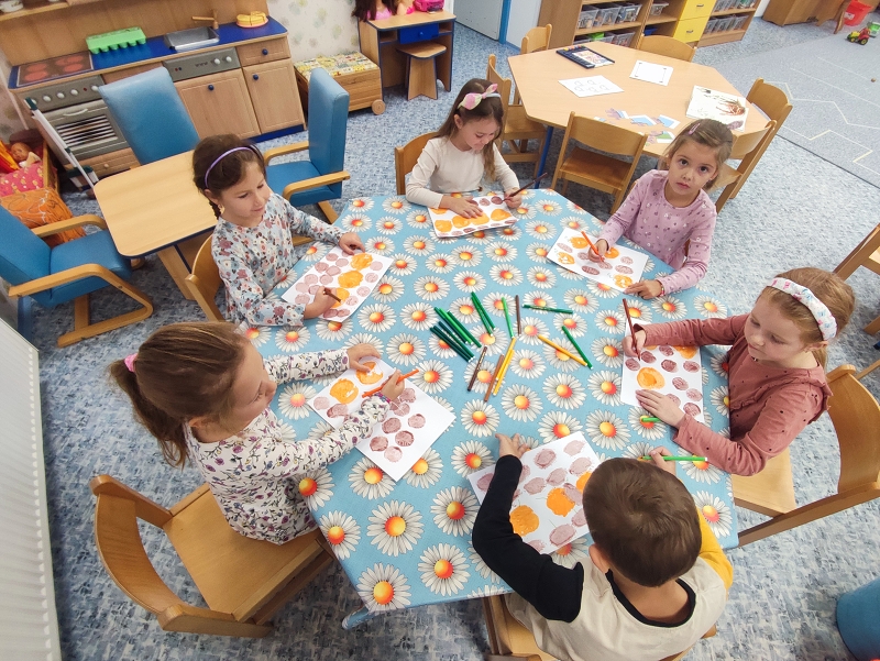 Modrásci - Za zahradou na poli, vykopal jsem brambory