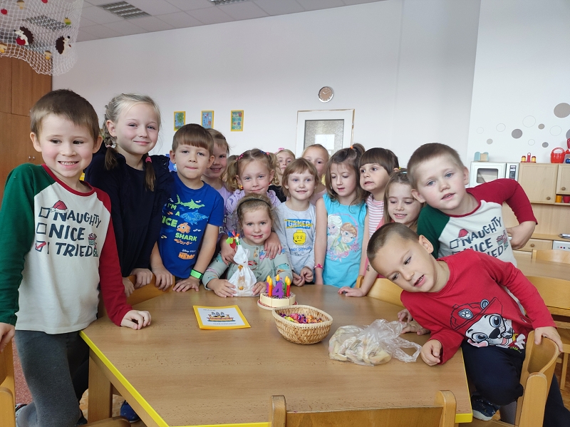 Žluťásci - Narozeniny Říjen