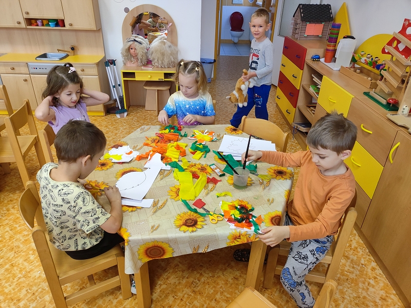 Hrajeme si v listopadu - Třída Žluťásek