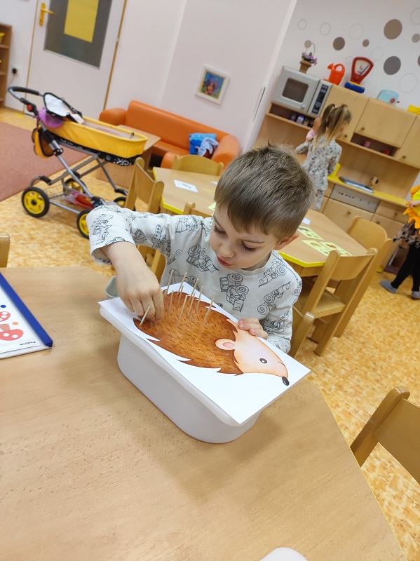 Hrajeme si v listopadu - Třída Žluťásek