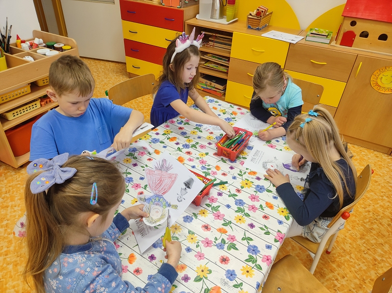 Jaro a barevný týden ve třídě Žluťásků