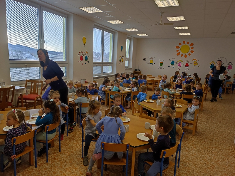 MŠ Korálky - barevný týden