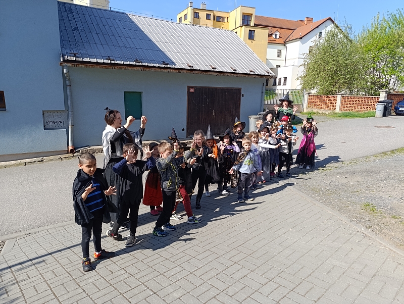 Čarodějnický rej- Modrásci