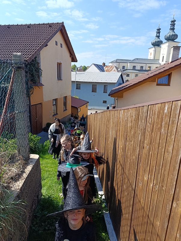 Čarodějnický rej- Modrásci