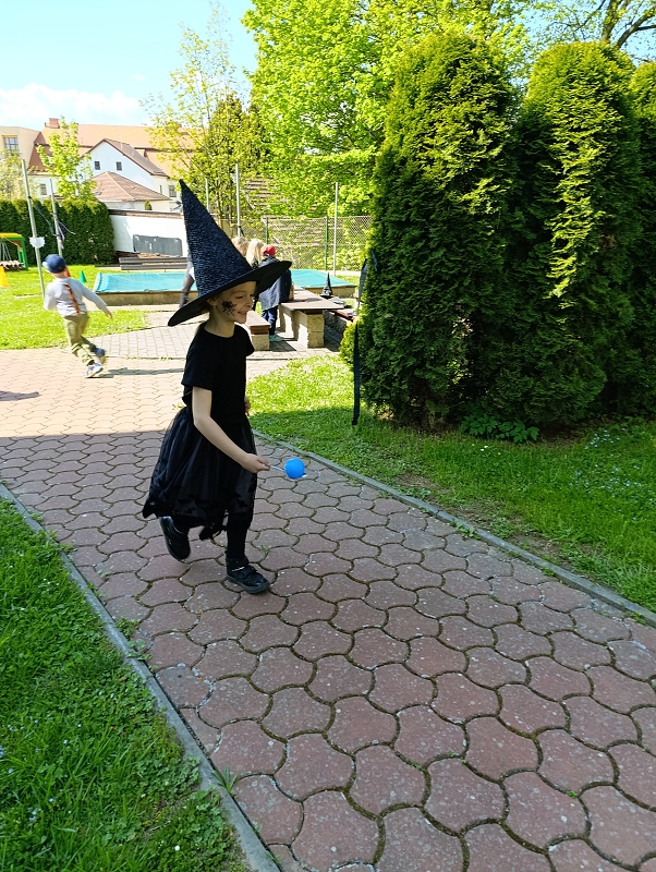 Čarodějnický rej- Modrásci