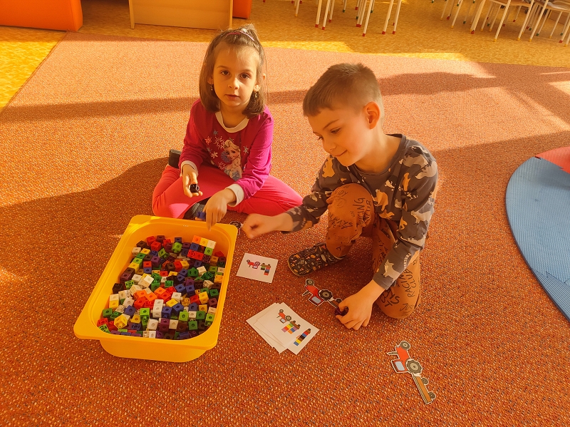 Zvířata na dvorečku - Žluťásci