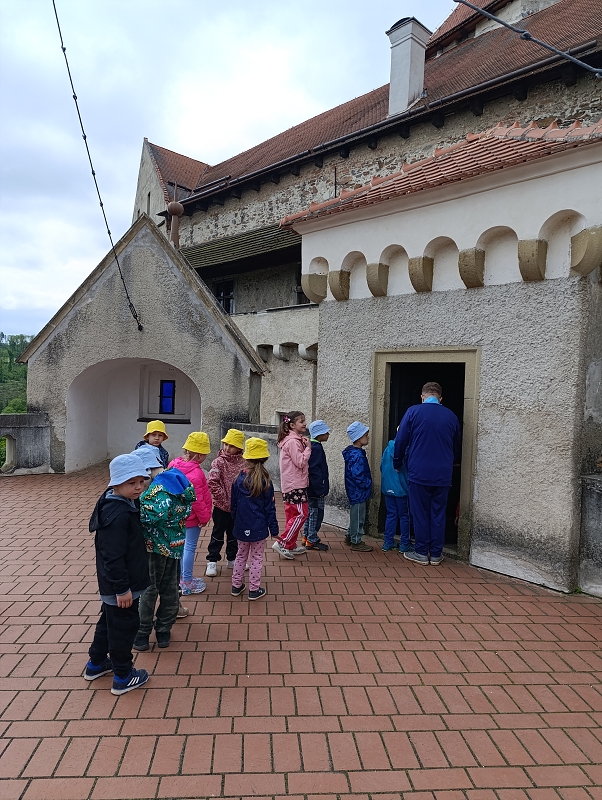 MŠ Korálky na hradě Pernštejně - výlet