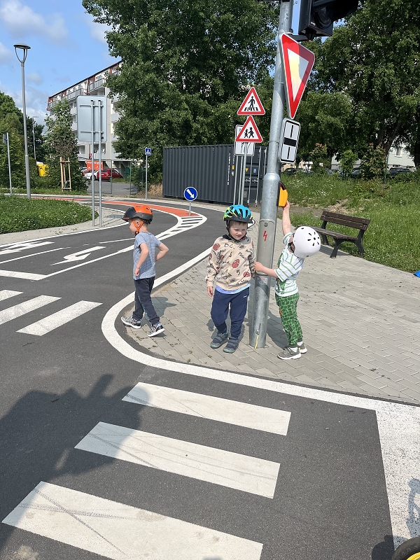 Zeleňásci a Žluťásci na dopravním hřišti