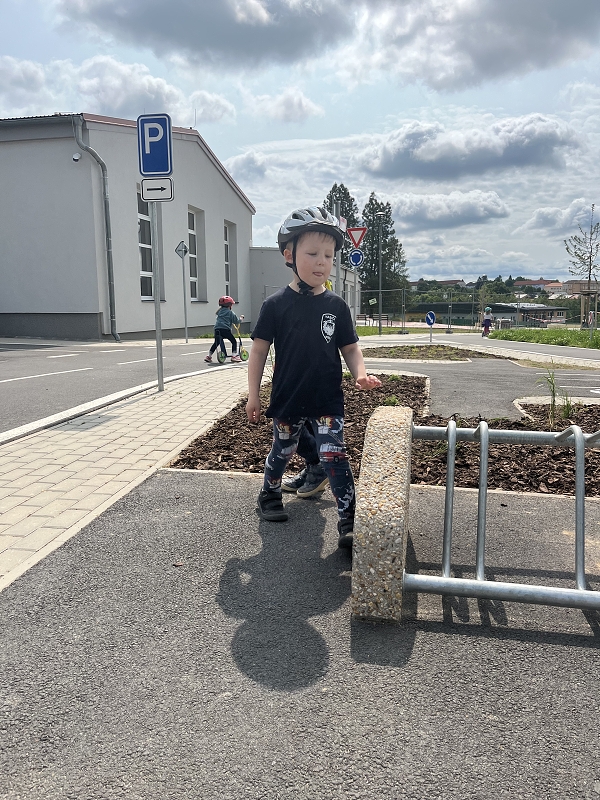 Zeleňásci a Žluťásci na dopravním hřišti