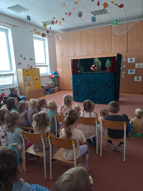Loutkové divadlo ve školce