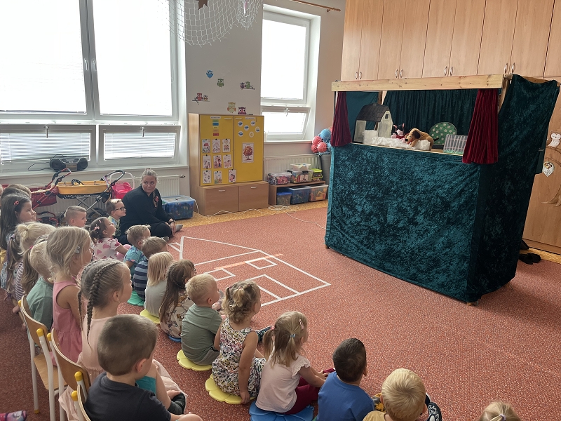 Loutkové divadlo ve školce