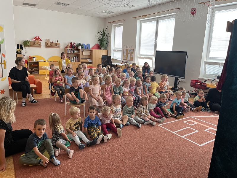 Loutkové divadlo ve školce