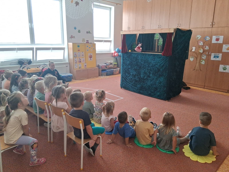 Loutkové divadlo ve školce