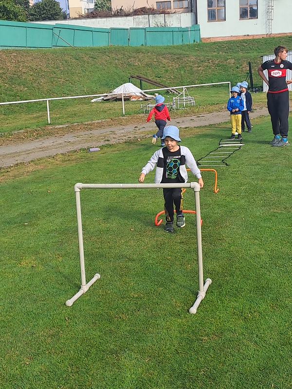 Sportovní dopoledne s fotbalisty - Modrásci