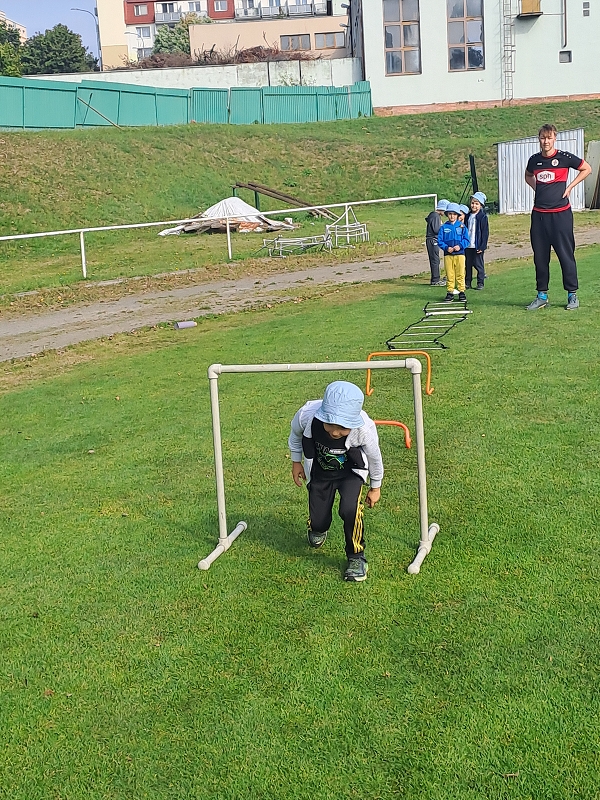 Sportovní dopoledne s fotbalisty - Modrásci