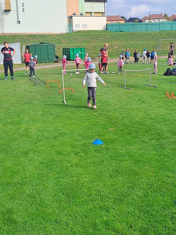 Sportovní dopoledne s fotbalisty - Modrásci