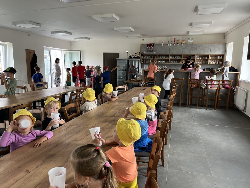 Žluťásci - Sportovní dopoledne na fotbalovém hřišti