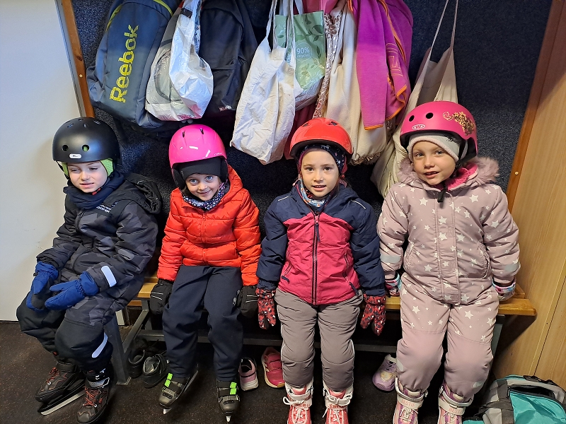 1. lekce bruslení - Modrásci