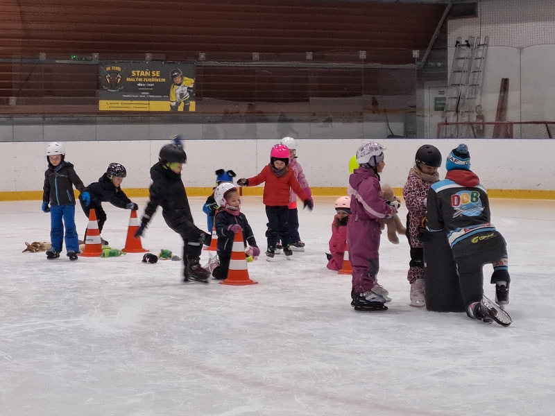 1. lekce bruslení - Modrásci