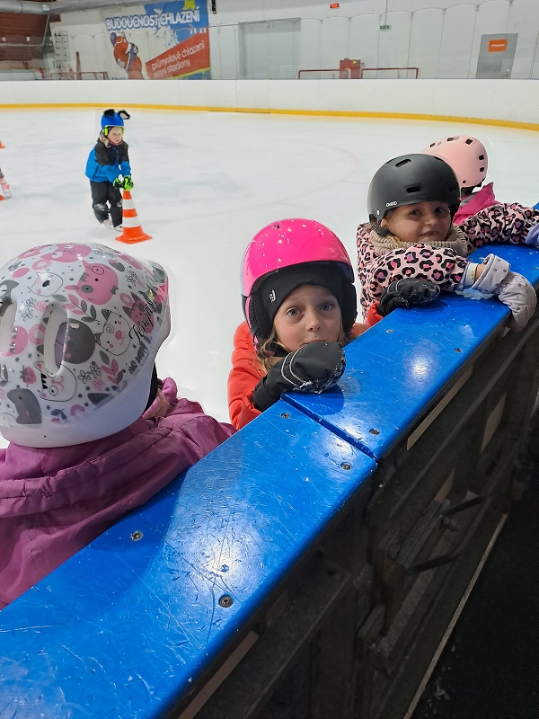 1. lekce bruslení - Modrásci