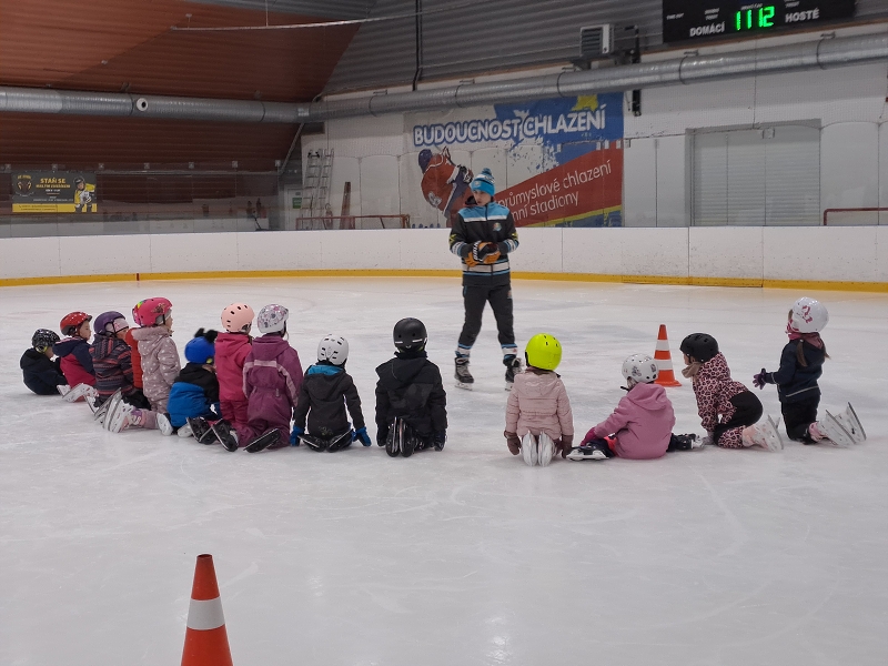 1. lekce bruslení - Modrásci