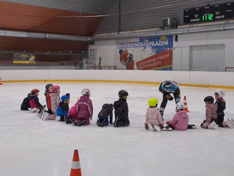 1. lekce bruslení - Modrásci