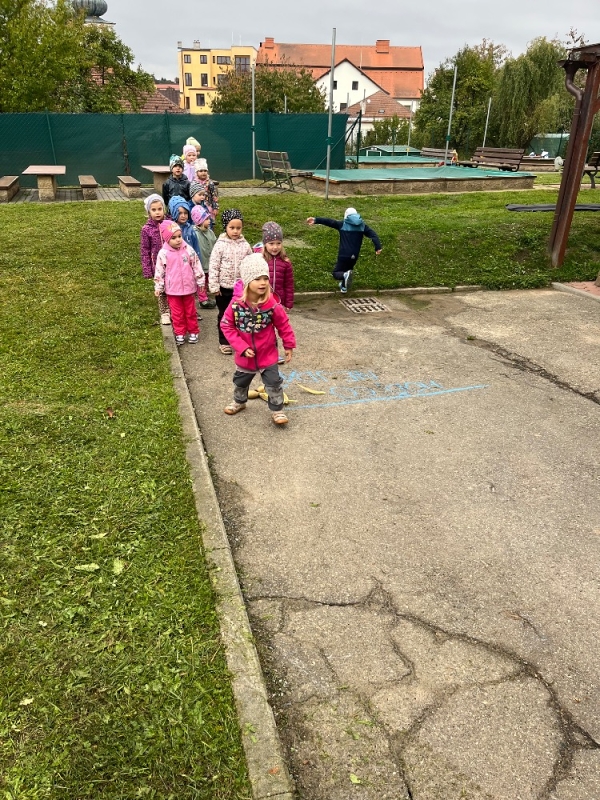 Žluťásci na poli - BRAMBORIÁDA