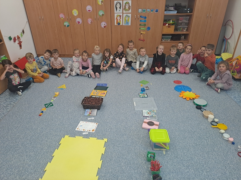 Vyletěl si pyšný drak - Modrásci