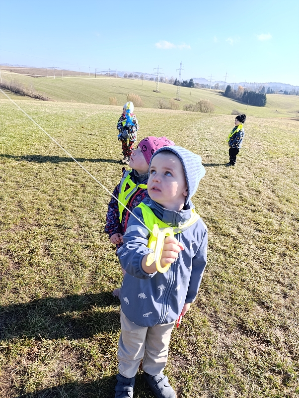 Zeleňásci-Vyletěl si pyšný drak