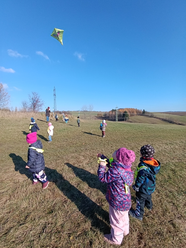 Zeleňásci-Vyletěl si pyšný drak