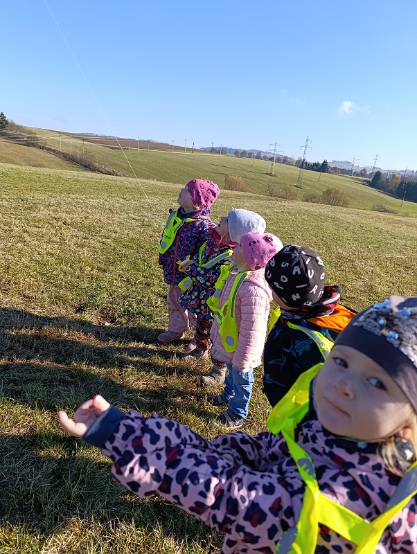 Zeleňásci-Vyletěl si pyšný drak