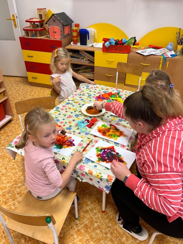 Žluťásci - Vyletěl si pyšný drak