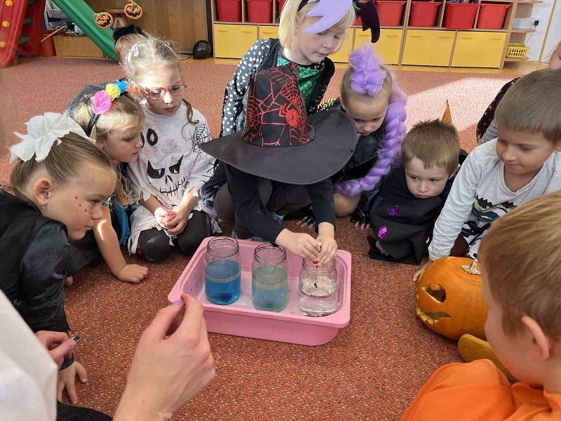 Žluťásci - Halloween a Dušičky