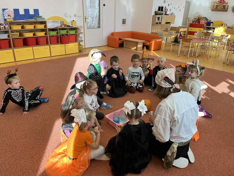 Žluťásci - Halloween a Dušičky