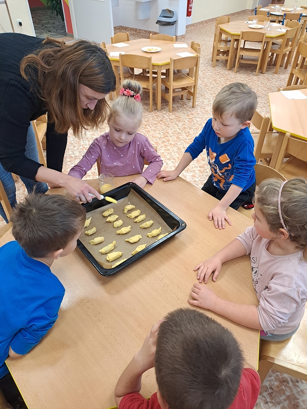 Jede Martin na koníčku - Modrásci