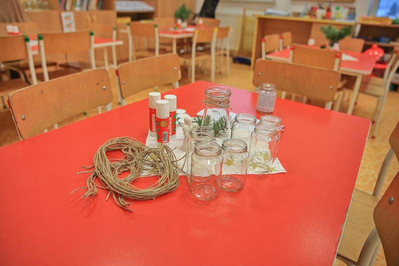 MŠ KORÁLKY - adventní dílny, rozsvícení stromečku