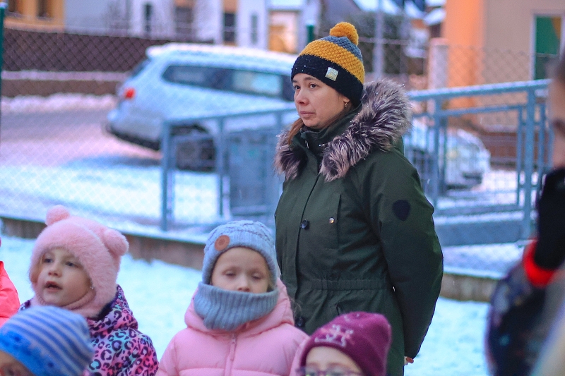 MŠ KORÁLKY - adventní dílny, rozsvícení stromečku