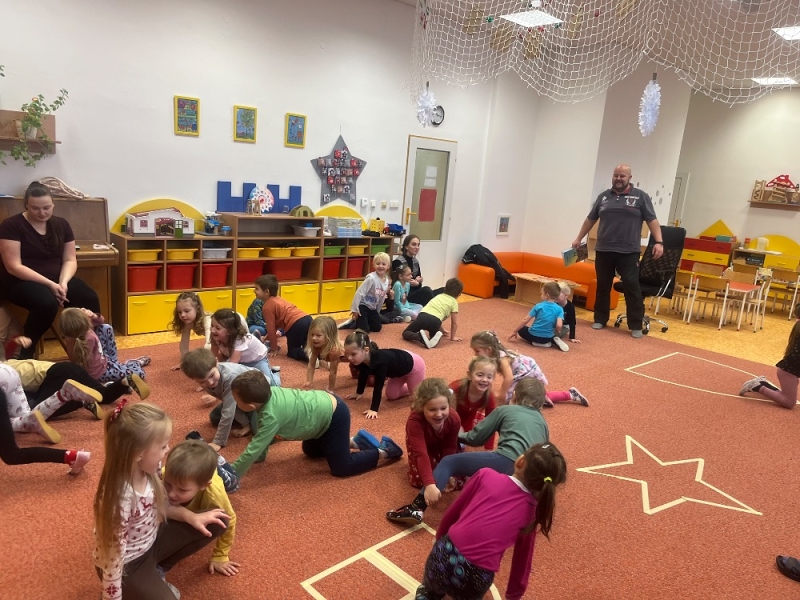 MŠ KORÁLKY - autorské čtení Pohádky z Bystřicen. P.