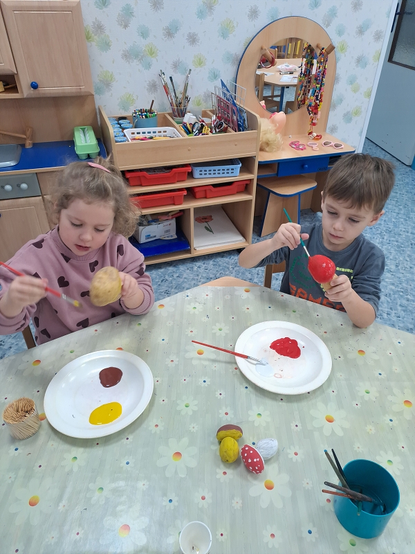 Modrásci - Kdo to dupe v lese