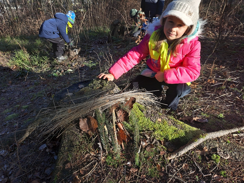 Modrásci - Kdo to dupe v lese