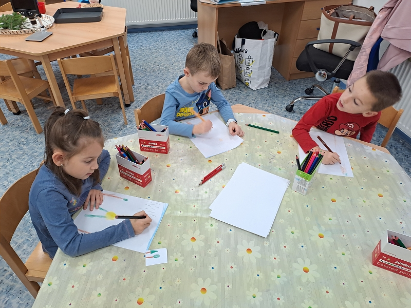 Modrásci - Kdo to dupe v lese