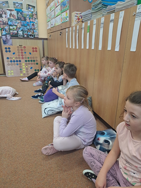 Modrásci na návštěvě ZŠ Nádražní