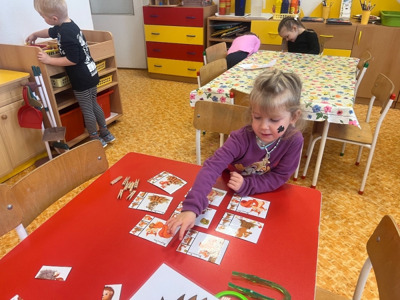 Žluťásci - Kdo to dupe v lese