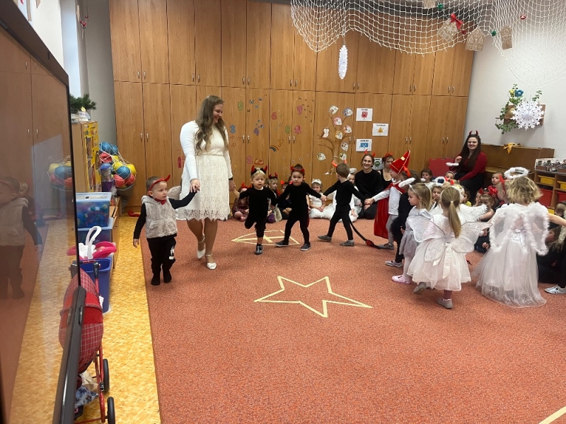 MIKULÁŠSKÁ NADÍLKA MŠ KORÁLKY