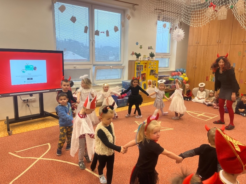 MIKULÁŠSKÁ NADÍLKA MŠ KORÁLKY