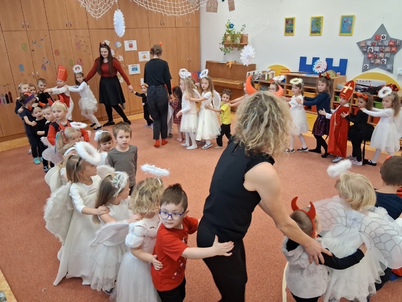 MIKULÁŠSKÁ NADÍLKA MŠ KORÁLKY